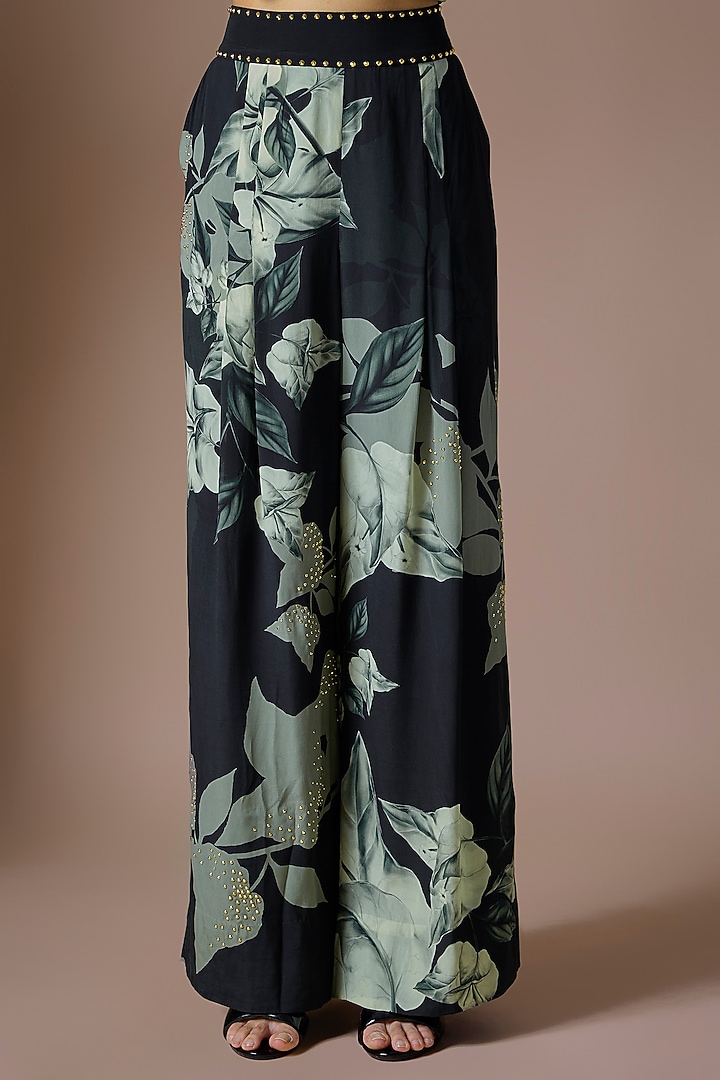 Off-White & Black Crepe Printed A-Line Pant Set by Nupur Kanoi at Pernia's Pop Up Shop