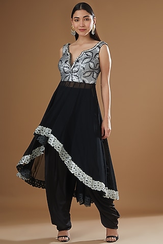 Black Georgette Embroidered Asymmetrical Kurta Set by NITIKA GUJRAL