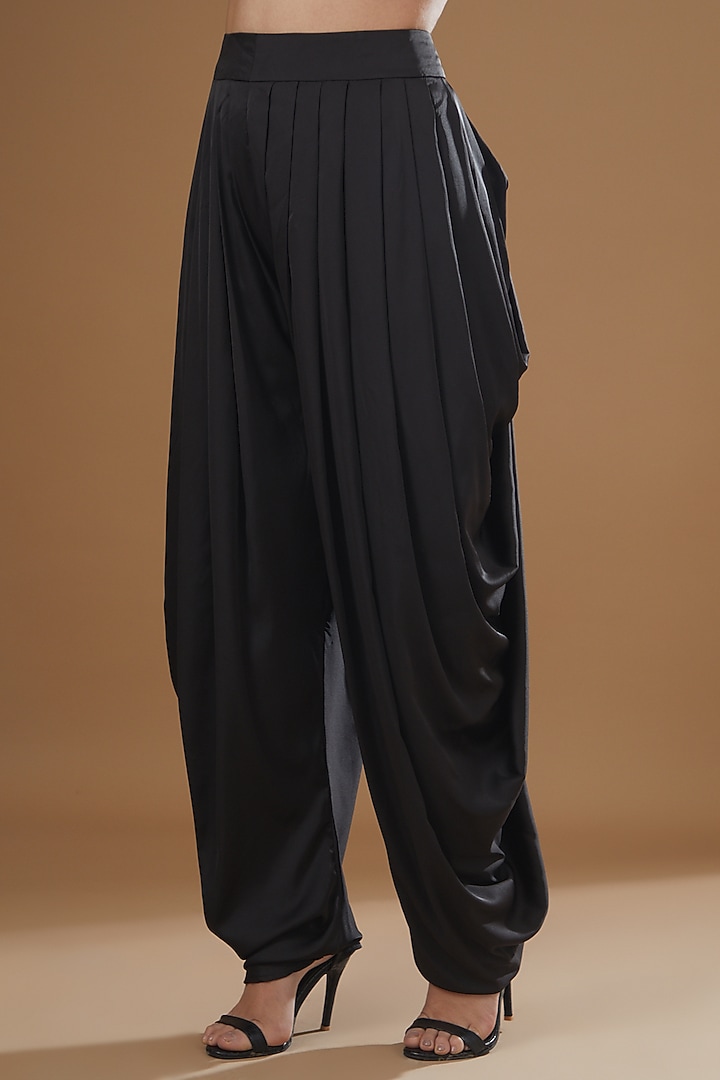 Black Georgette Embroidered Asymmetrical Kurta Set by NITIKA GUJRAL at Pernia's Pop Up Shop