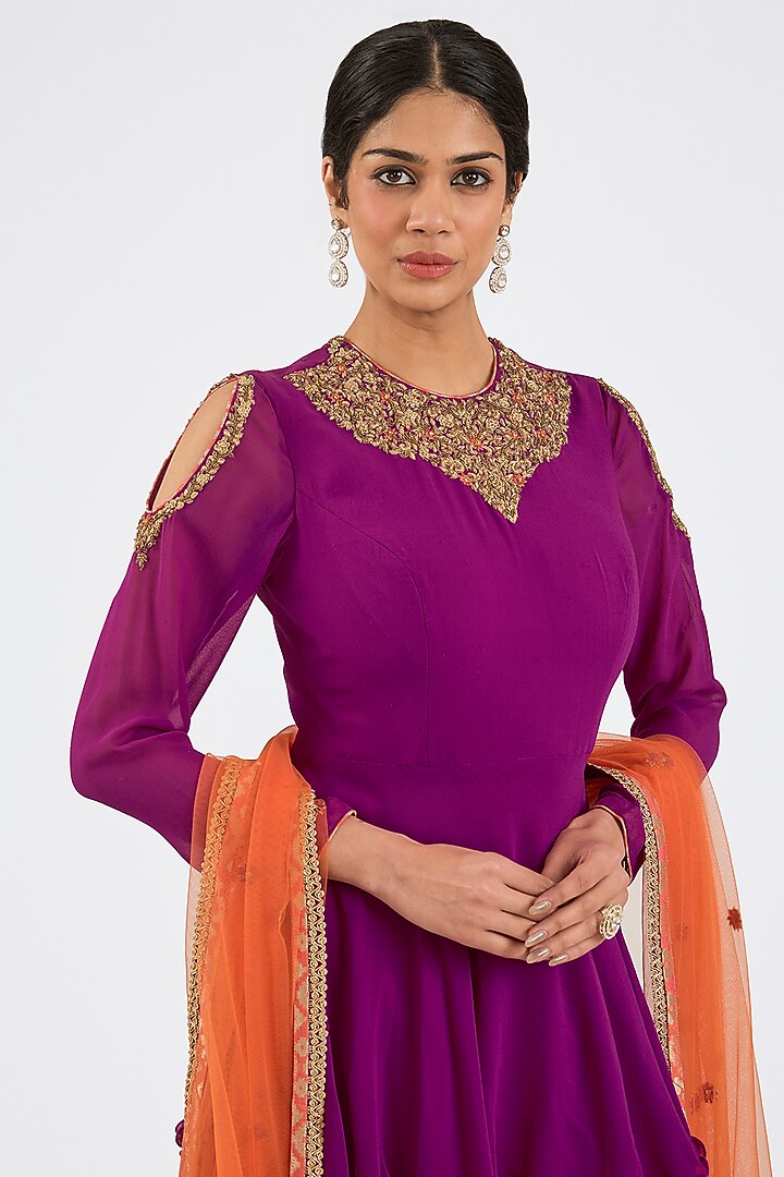Rust Brocade Gharara Set  by NITIKA GUJRAL at Pernia's Pop Up Shop