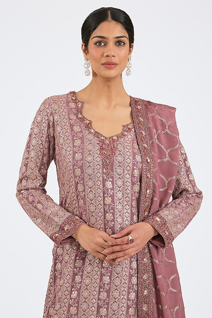 Old Rose Raw Silk Embroidered Kurta Set by NITIKA GUJRAL at Pernia's Pop Up Shop