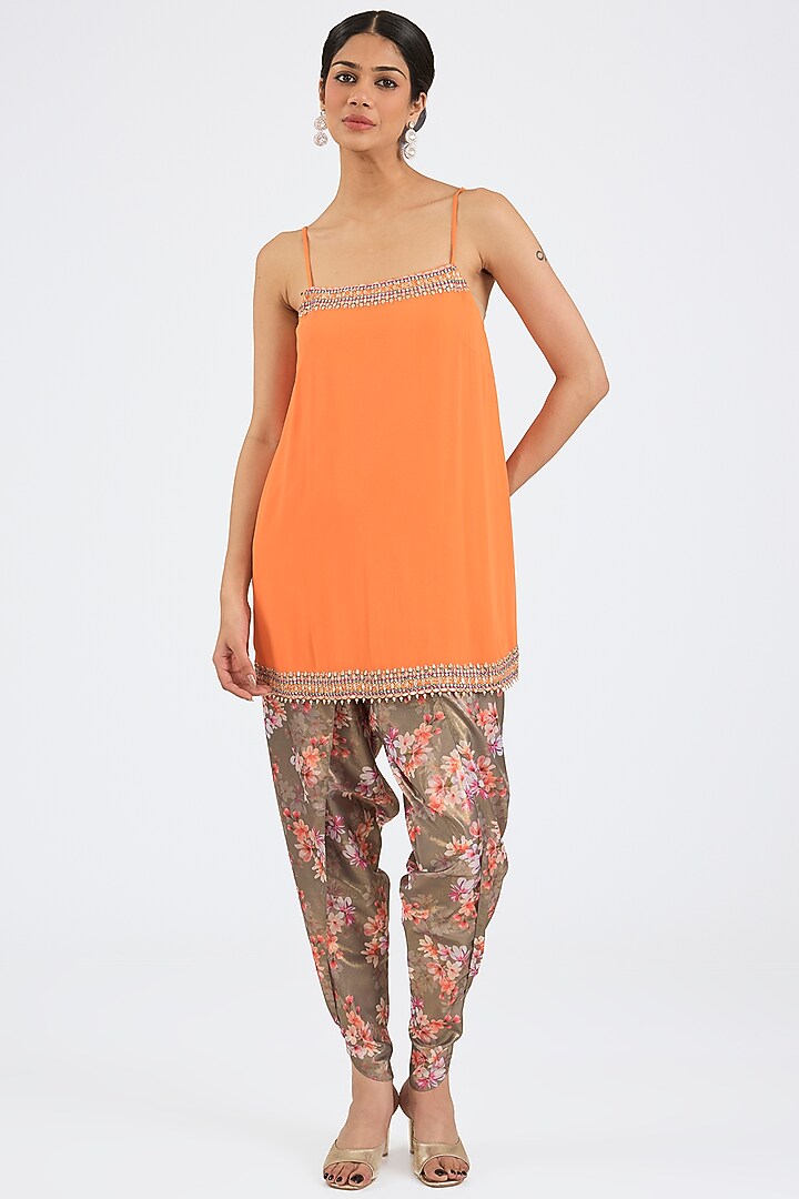 Fuchsia Georgette Embroidered Cape Set by NITIKA GUJRAL at Pernia's Pop Up Shop