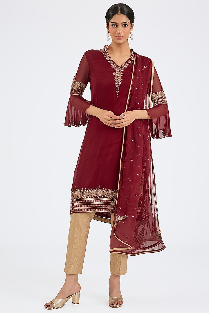 Maroon Georgette Hand & Machine Embroidered Kurta Set by NITIKA GUJRAL at Pernia's Pop Up Shop