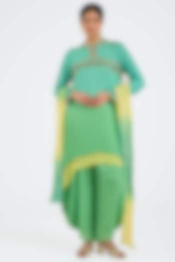 Green Georgette Tassel Embroidered Kurta Set by NITIKA GUJRAL at Pernia's Pop Up Shop