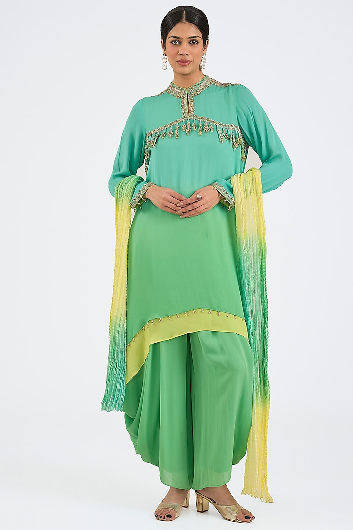 Green Georgette Tassel Embroidered Kurta Set by NITIKA GUJRAL at Pernia's Pop Up Shop