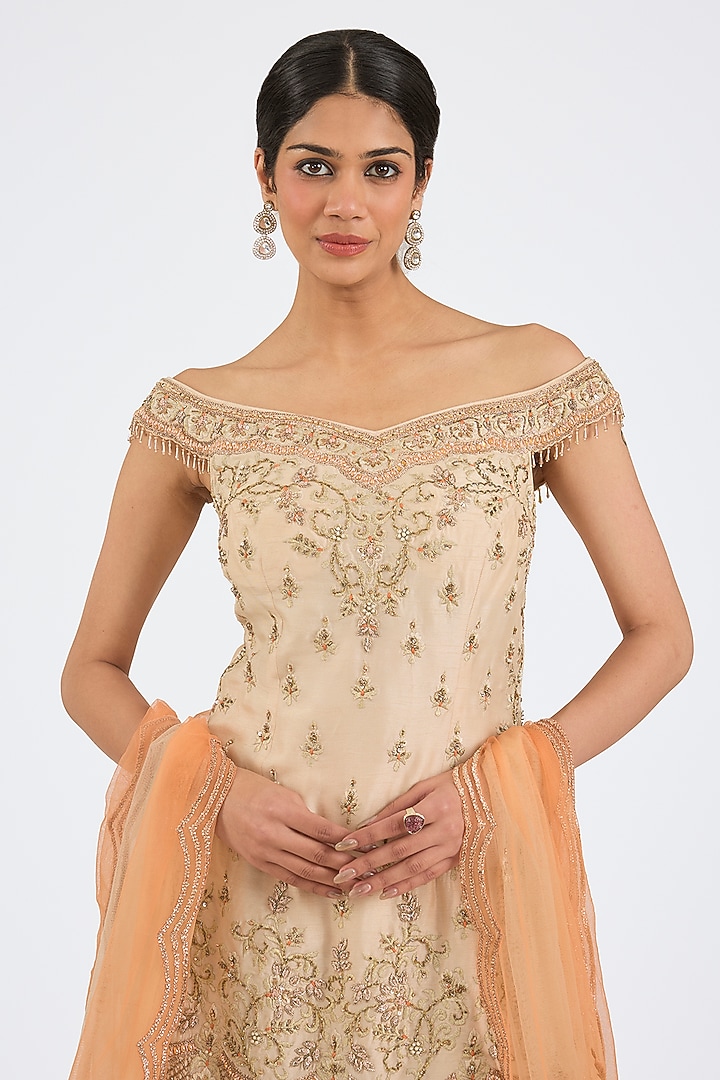 Peach Raw Silk Embroidered Gharara Set by NITIKA GUJRAL at Pernia's Pop Up Shop