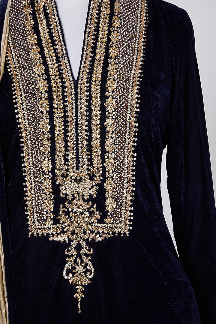 Black Polyester Velvet Zardosi Embroidered Kurta Set by NITIKA GUJRAL at Pernia's Pop Up Shop