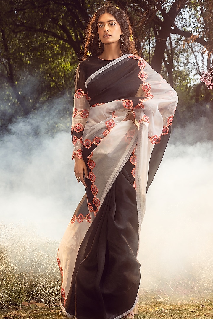 Black & White Pure Organza Applique Embroidered Wedding Saree Set by NITIKA GUJRAL at Pernia's Pop Up Shop