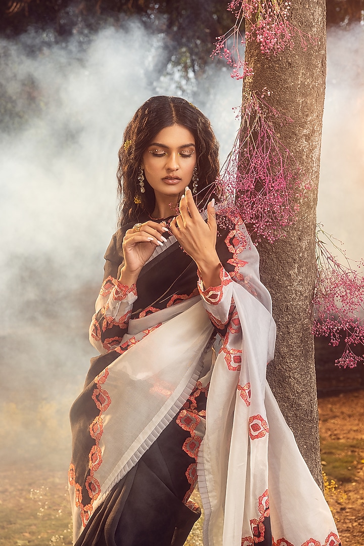 Black & White Pure Organza Applique Embroidered Wedding Saree Set by NITIKA GUJRAL at Pernia's Pop Up Shop