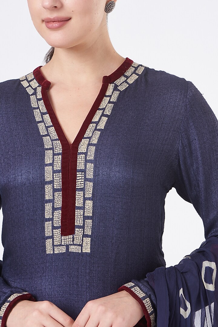 Midnight Blue Cotton Silk Embroidered Kurta Set by NITIKA GUJRAL at Pernia's Pop Up Shop