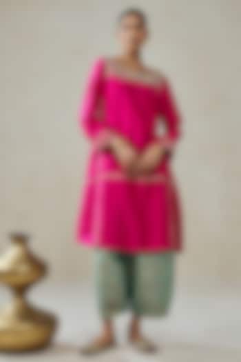 Fuchsia Pink Dupion Embroidered Kurta Set by NITIKA GUJRAL at Pernia's Pop Up Shop