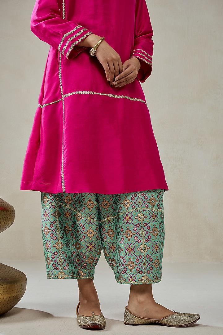Fuchsia Pink Dupion Embroidered Kurta Set by NITIKA GUJRAL at Pernia's Pop Up Shop