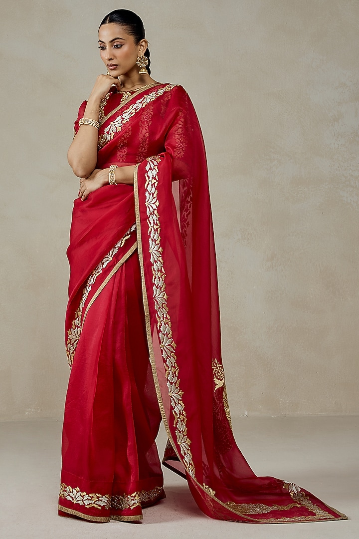 Red Organza Motif Embroidered Wedding Saree Set by NITIKA GUJRAL at Pernia's Pop Up Shop