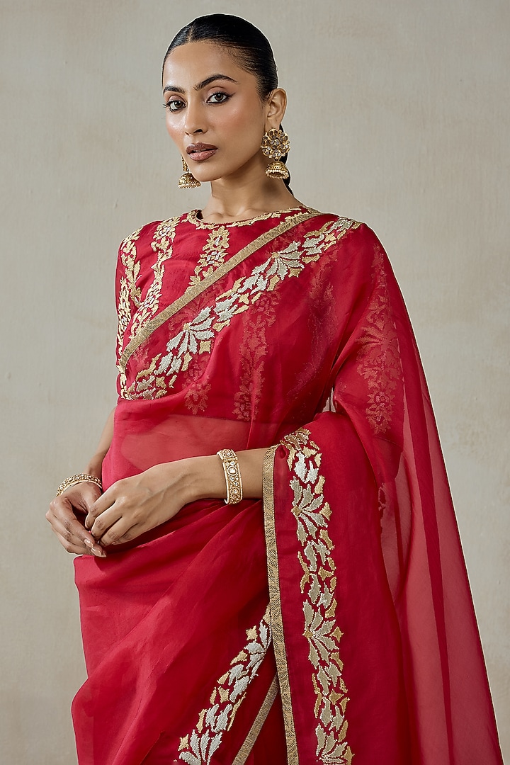 Red Organza Motif Embroidered Wedding Saree Set by NITIKA GUJRAL at Pernia's Pop Up Shop