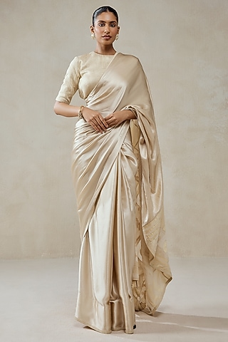 Ivory Monga Tissue Textured Saree Set by NITIKA GUJRAL
