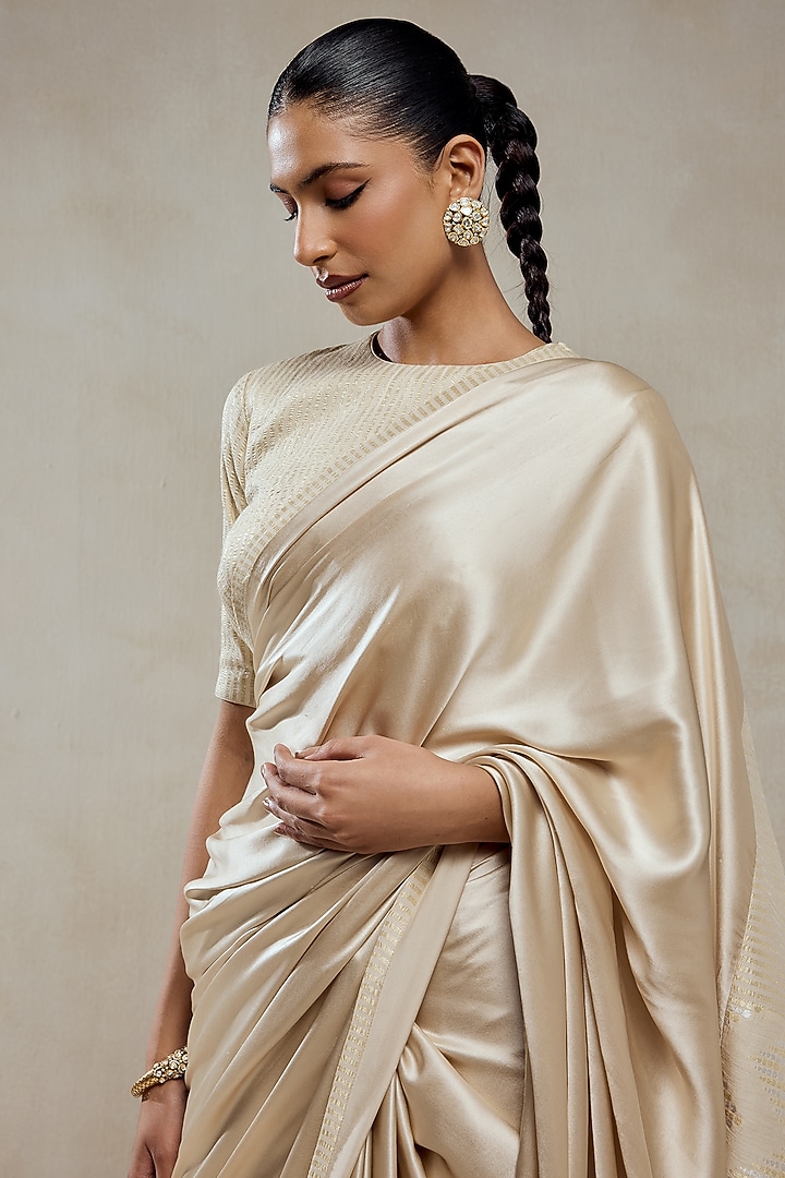 Ivory Monga Tissue Textured Wedding Saree Set by NITIKA GUJRAL at Pernia's Pop Up Shop