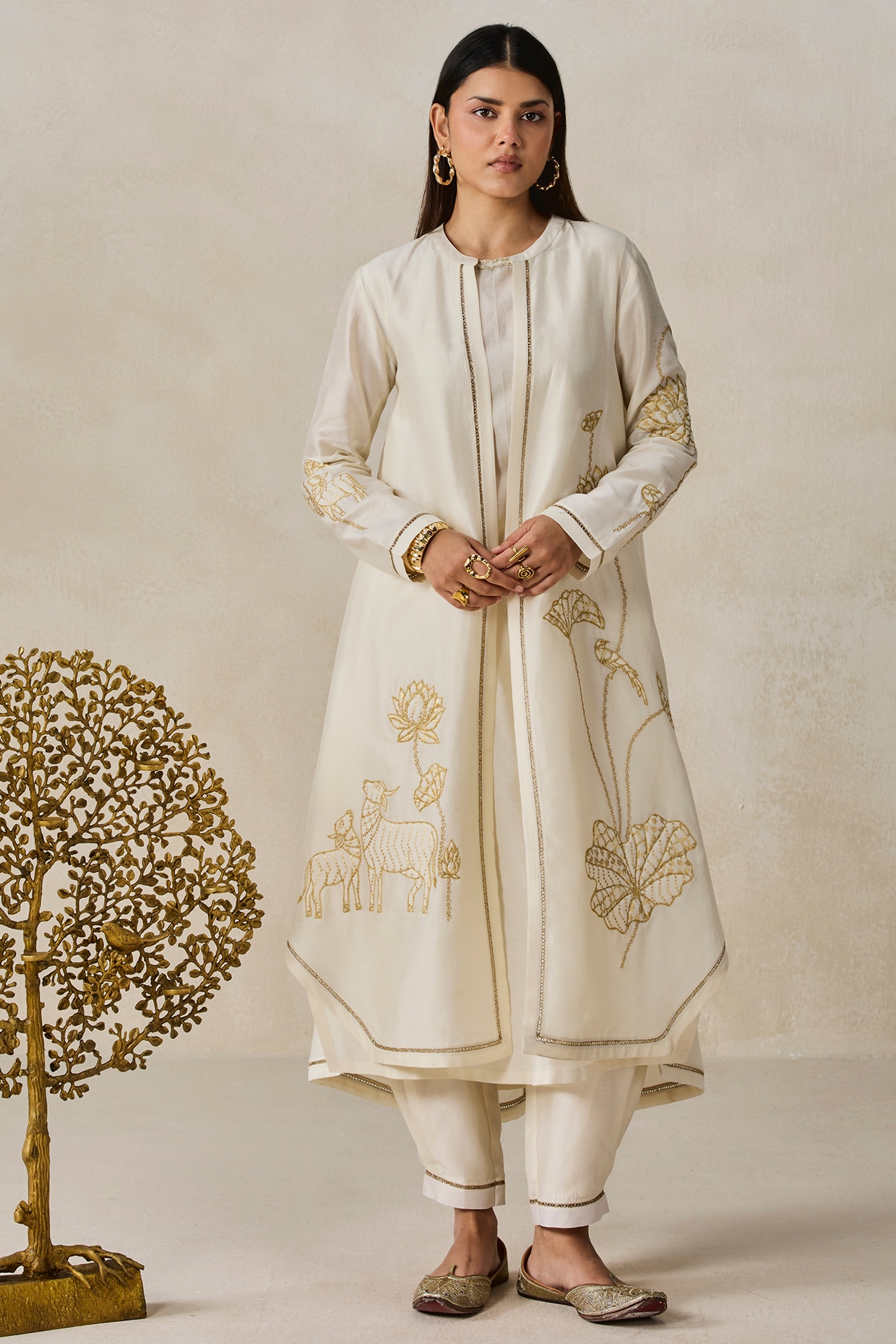 NITIKA GUJRAL Ivory Chanderi Applique Embroidered Jacket Kurta Set