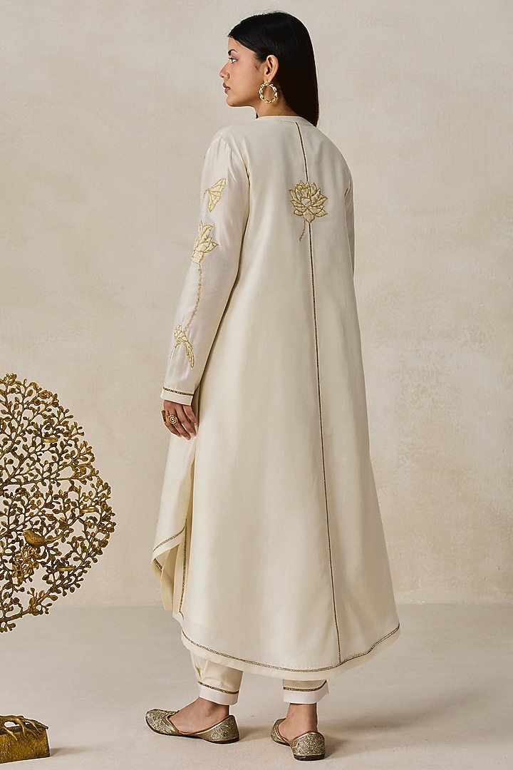 Ivory Chanderi Applique Embroidered Jacket Kurta Set by NITIKA GUJRAL at Pernia's Pop Up Shop