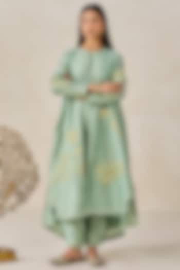 Sage Green Chanderi Applique Embroidered Jacket Kurta Set by NITIKA GUJRAL at Pernia's Pop Up Shop