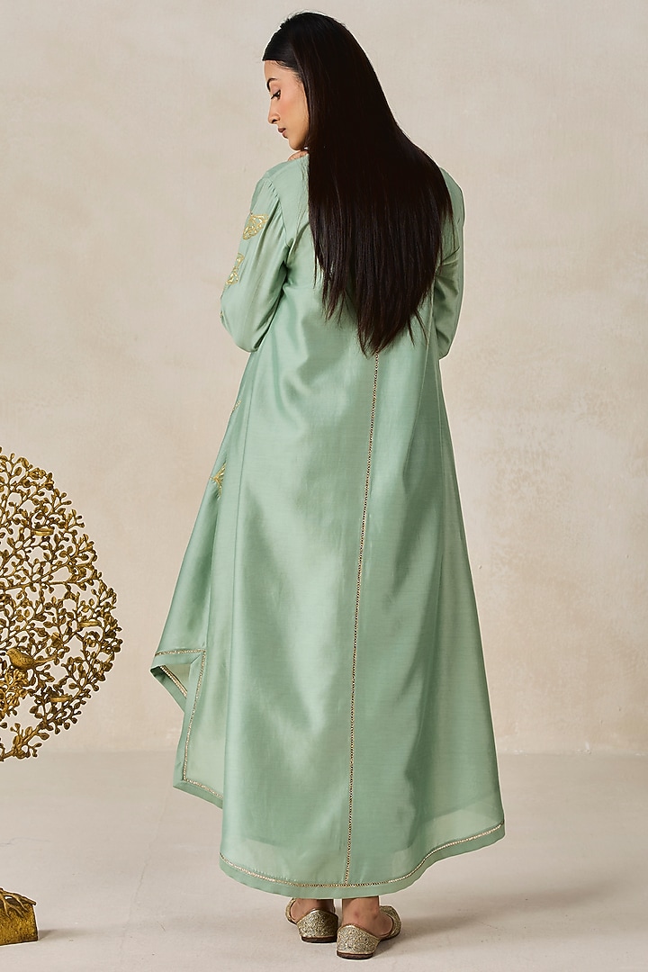 Sage Green Chanderi Applique Embroidered Jacket Kurta Set by NITIKA GUJRAL at Pernia's Pop Up Shop