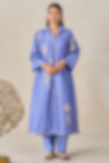 Ink Blue Chanderi Applique Embroidered Kurta Set by NITIKA GUJRAL at Pernia's Pop Up Shop