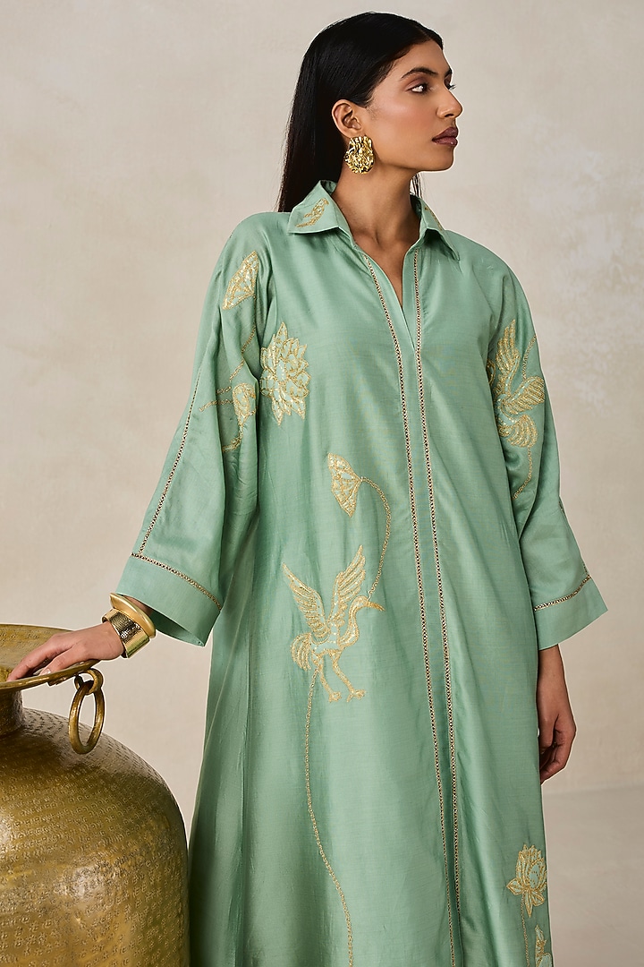 Sage Green Chanderi Applique Embroidered Kurta Set by NITIKA GUJRAL at Pernia's Pop Up Shop