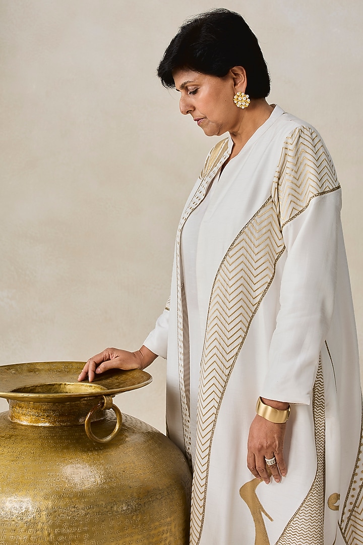 Ivory Chanderi Applique Embroidered Jacket Kurta Set by NITIKA GUJRAL at Pernia's Pop Up Shop