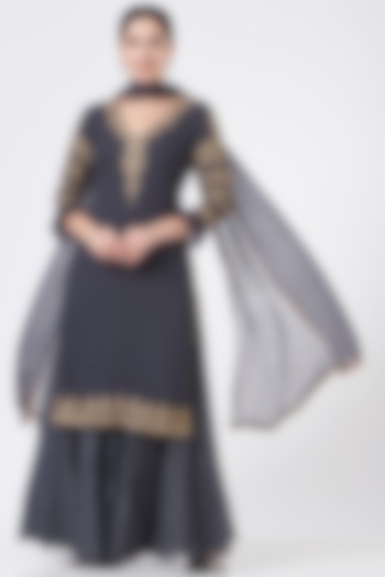 Charcoal Grey Embroidered Kurta Set by NITIKA GUJRAL at Pernia's Pop Up Shop