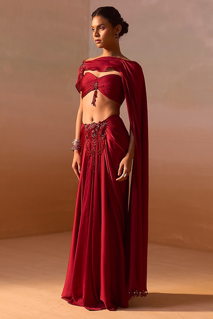 Maroon Crushed Satin Pre-Draped Saree Set by NITIKA GUJRAL at Pernia's Pop Up Shop