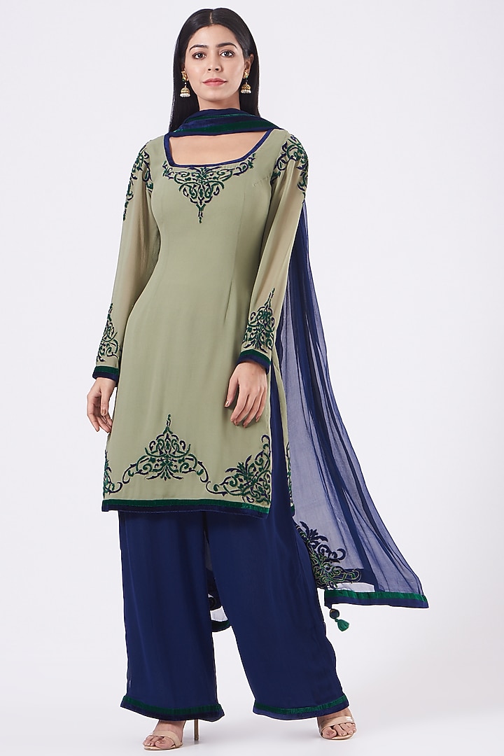 Olive Green Georgette Applique Embroidered Kurta Set by NITIKA GUJRAL at Pernia's Pop Up Shop