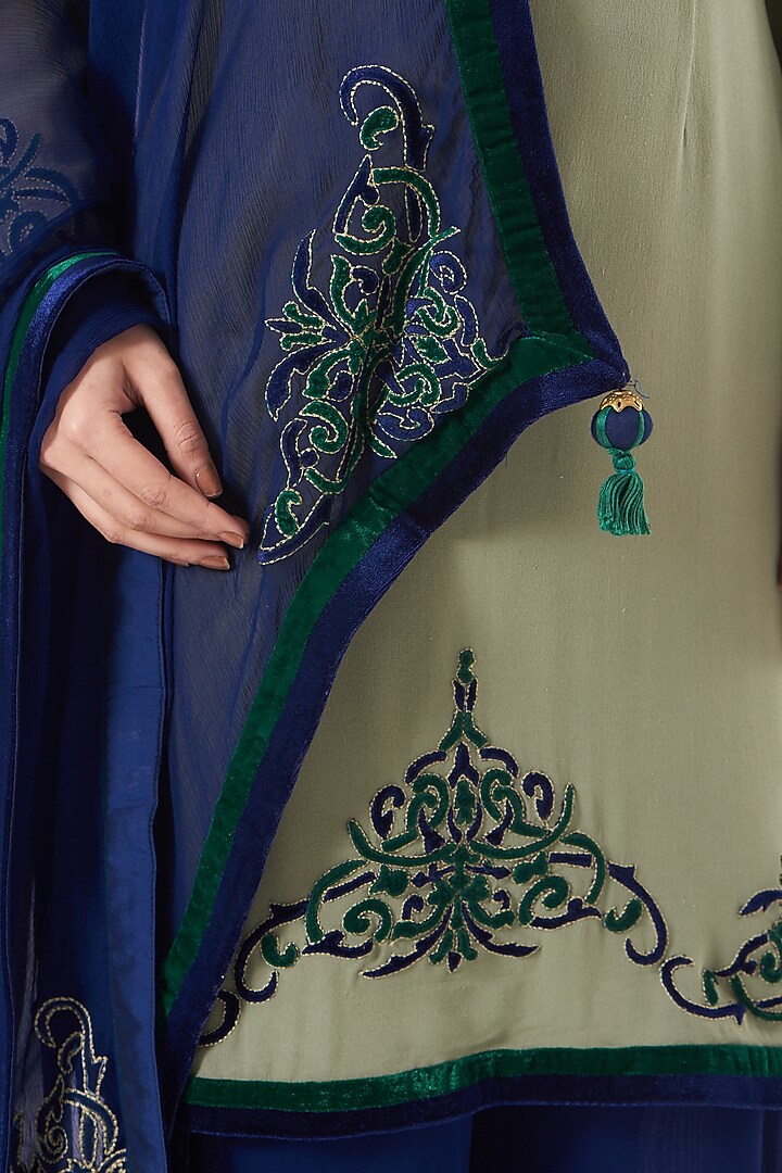 Olive Green Georgette Applique Embroidered Kurta Set by NITIKA GUJRAL at Pernia's Pop Up Shop