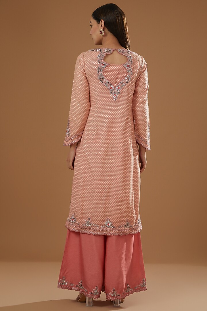 Peach Chanderi Boota Embroidered Kurta Set by NITIKA GUJRAL at Pernia's Pop Up Shop