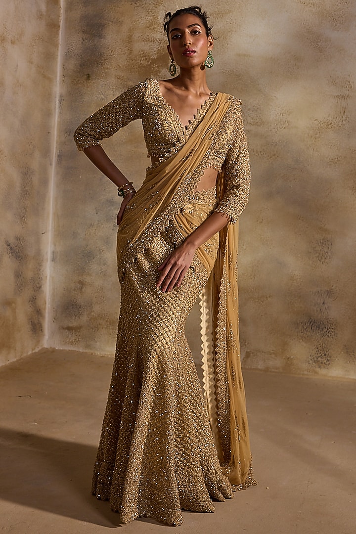 Golden Net Sequins Embroidered Pre-Draped Reception Saree Set by NITIKA GUJRAL at Pernia's Pop Up Shop