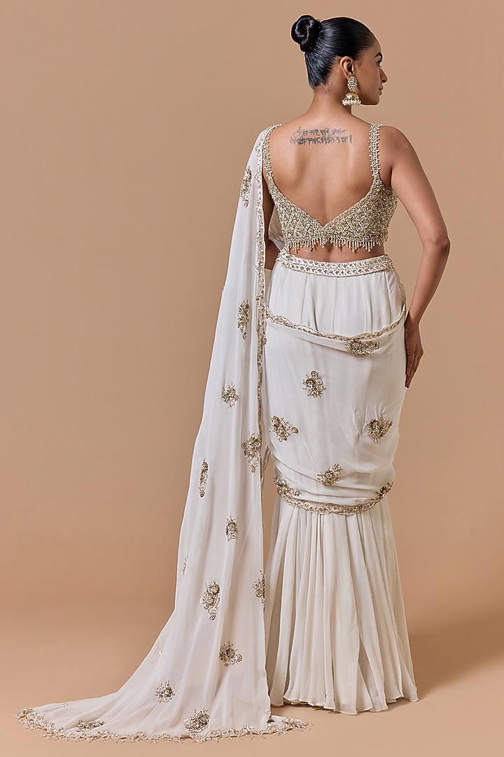 Cream Shimmer Georgette Pre-Draped Reception Saree Set by NITIKA GUJRAL at Pernia's Pop Up Shop