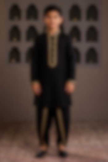 Black Chanderi Resham Embroidered Kurta Set For Boys by Nitika Gujral Kids at Pernia's Pop Up Shop
