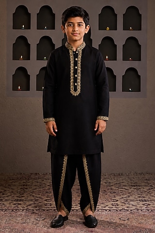 Black Chanderi Resham Embroidered Kurta Set For Boys by Nitika Gujral Kids