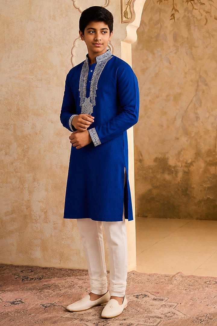 Blue Linen Resham Embroidered Kurta Set For Boys by Nitika Gujral Kids at Pernia's Pop Up Shop