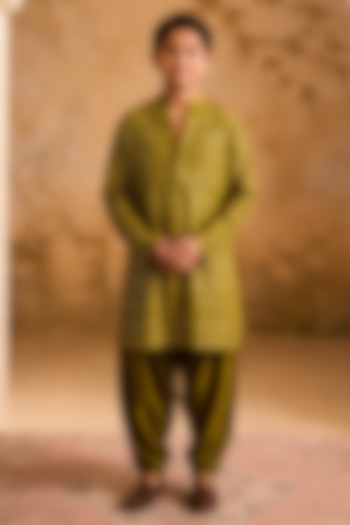 Mehendi Green Chanderi Mirror Embroidered Kurta Set For Boys by Nitika Gujral Kids at Pernia's Pop Up Shop