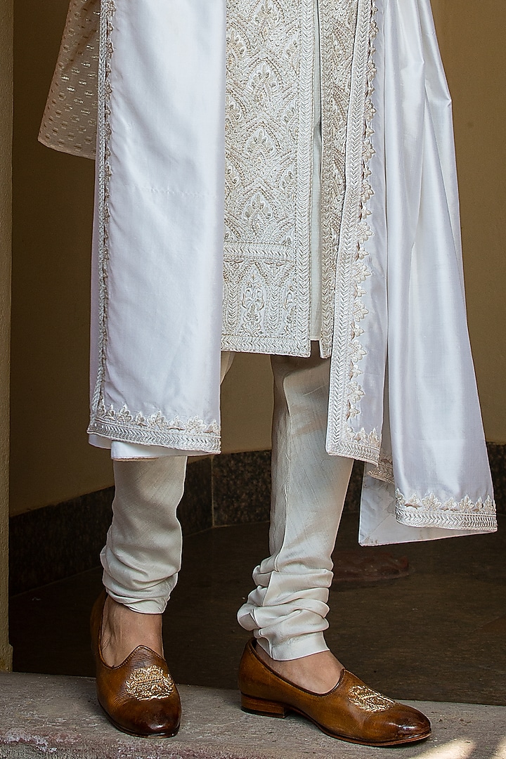 Ivory Taffeta Silk Embroidered Groom Sherwani Set by NITIKA GUJRAL MEN at Pernia's Pop Up Shop