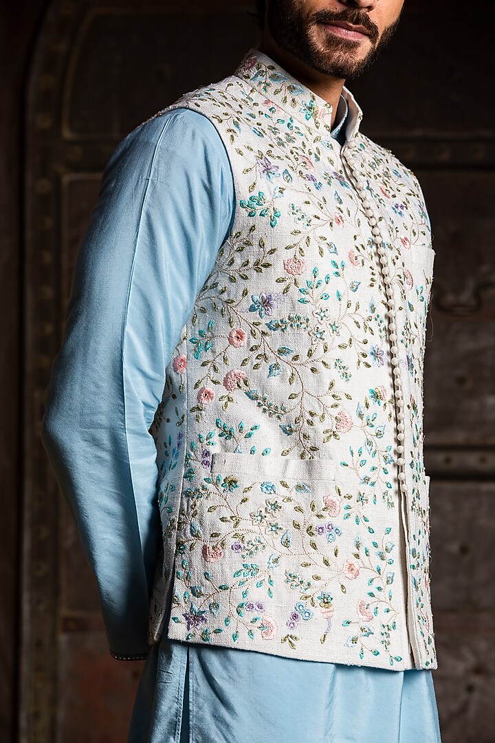 Ivory Matka Silk Dabka Embroidered Bundi Jacket Set by NITIKA GUJRAL MEN at Pernia's Pop Up Shop