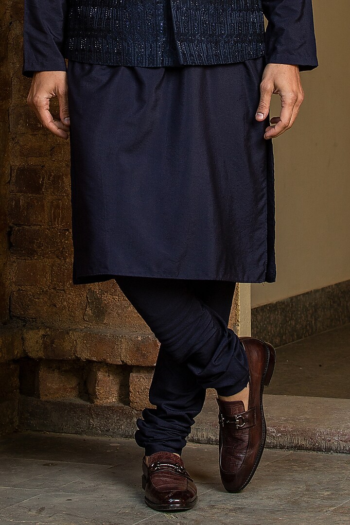 Navy Blue Raw Silk Bead Embroidered Bundi Jacket Set by NITIKA GUJRAL MEN at Pernia's Pop Up Shop