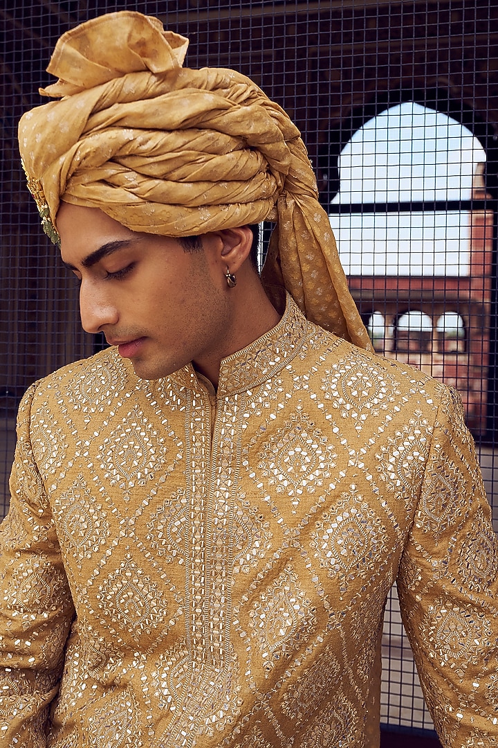 Gold Raw Silk Resham & Patra Work Groom Sherwani Set by NITIKA GUJRAL MEN at Pernia's Pop Up Shop