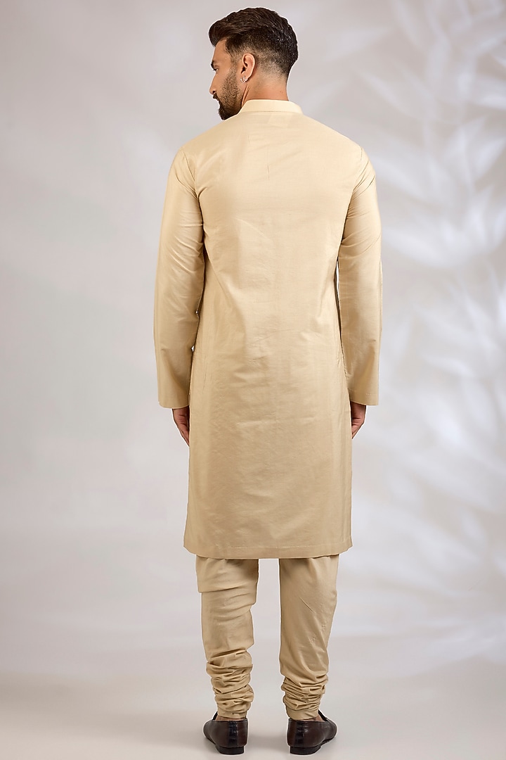 Champagne Raw Silk Resham Embroidered Groom Sherwani Set by NITIKA GUJRAL MEN at Pernia's Pop Up Shop