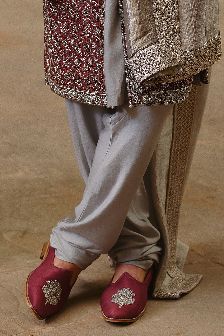 Burgundy Raw Silk Sequins Embroidered Groom Sherwani Set by NITIKA GUJRAL MEN at Pernia's Pop Up Shop