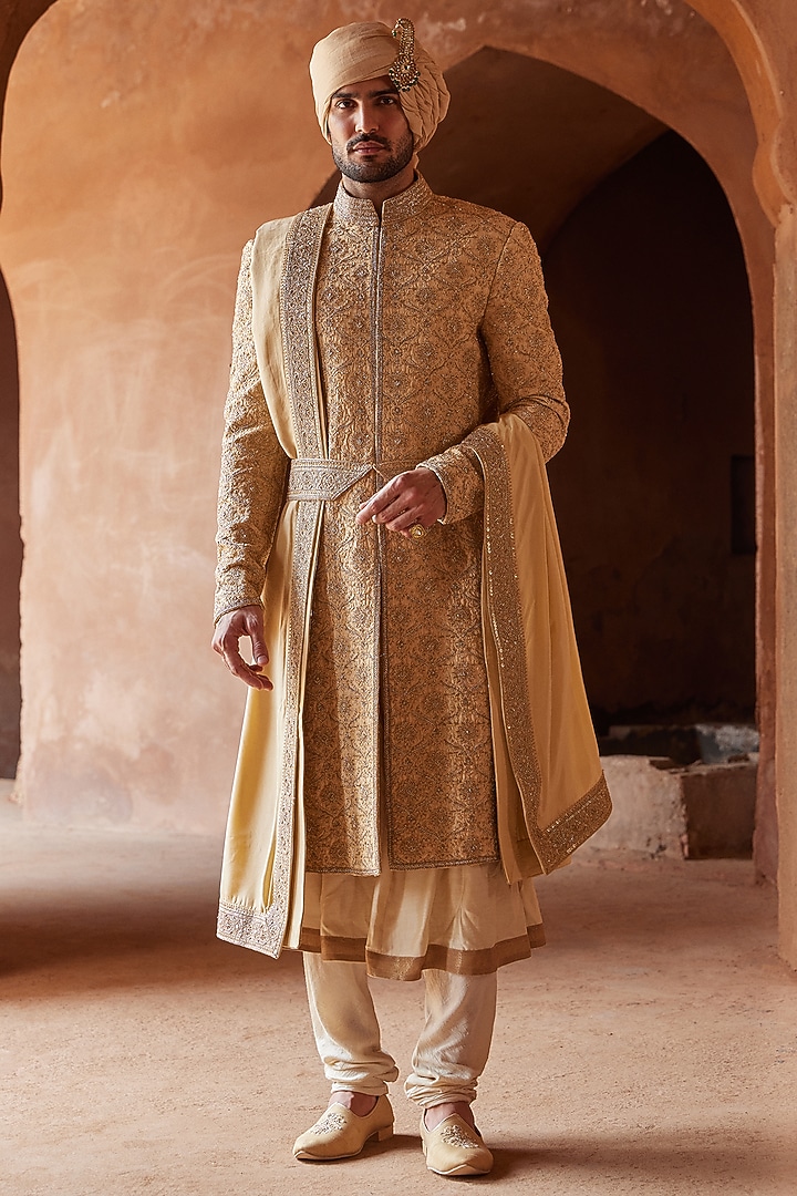 Gold Silk Embroidered Stole With Belt by NITIKA GUJRAL MEN at Pernia's Pop Up Shop