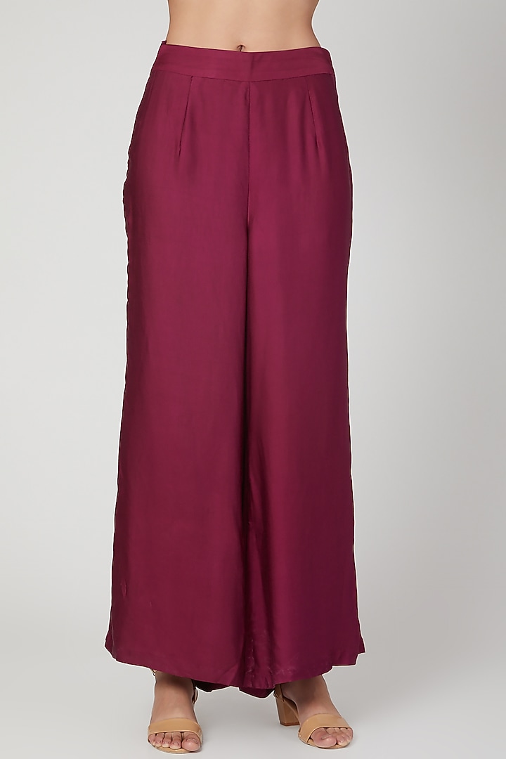 Maroon Embroidered Kurta With Pants by Nayna Kapoor at Pernia's Pop Up Shop