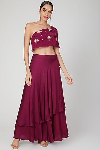 Cherry Embroidered Skirt Set by Nayna Kapoor