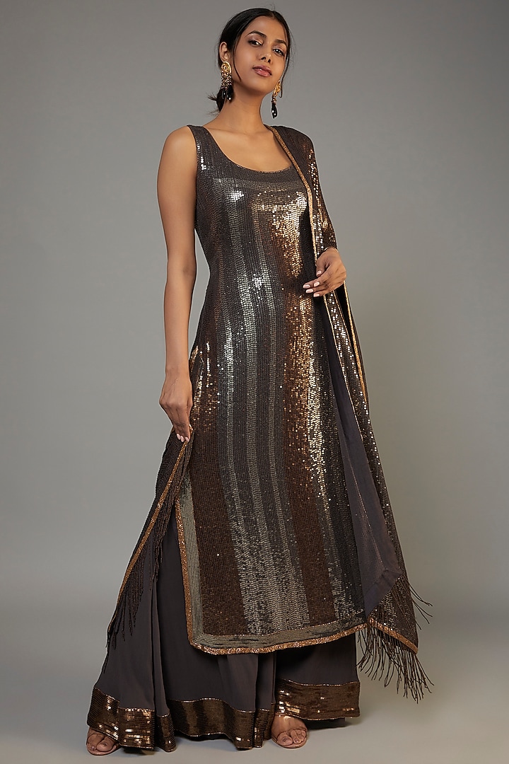 Charcoal Silk Chiffon Embroidered Kurta Set by Nakul Sen at Pernia's Pop Up Shop