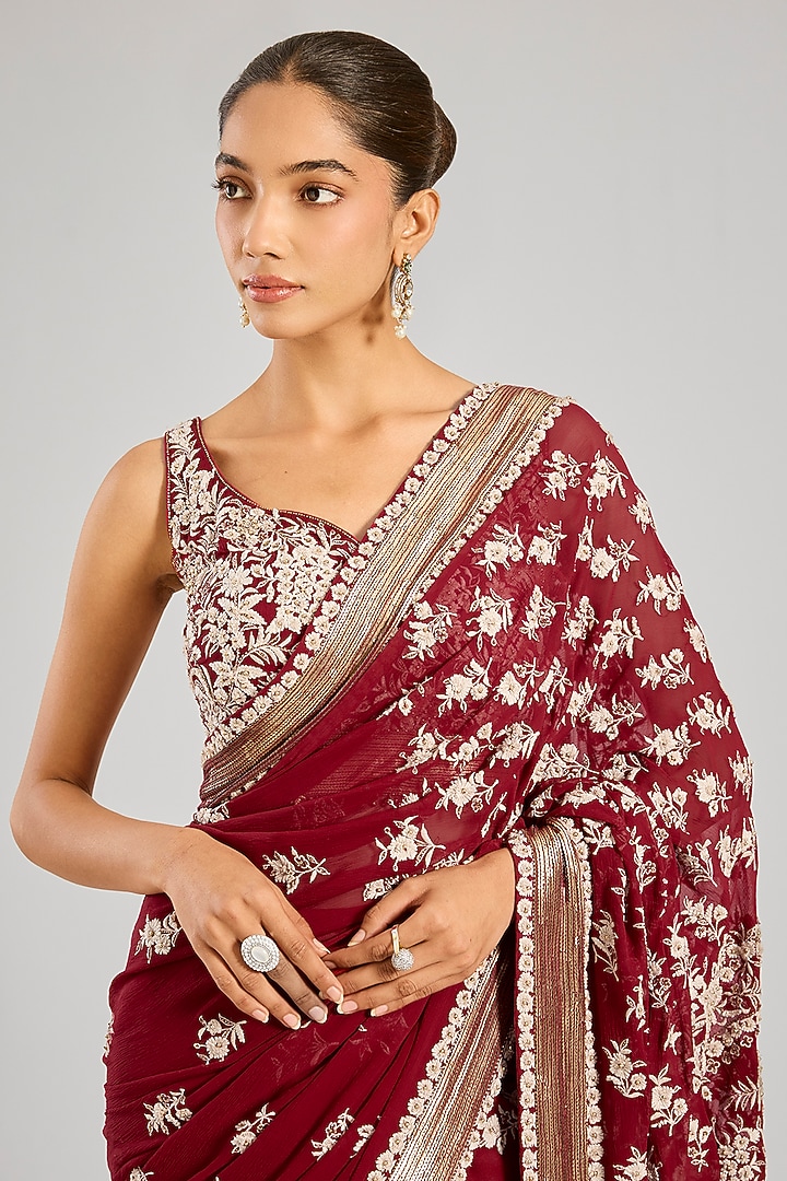 Red Chiffon Thread Embroidered Bridal Saree Set by Nakul Sen at Pernia's Pop Up Shop