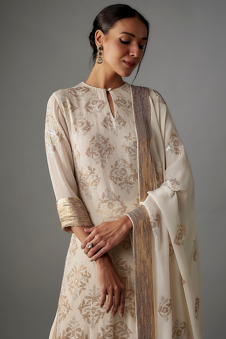 Ivory Chiffon Sequins Embroidered Kurta Set by Nakul Sen at Pernia's Pop Up Shop